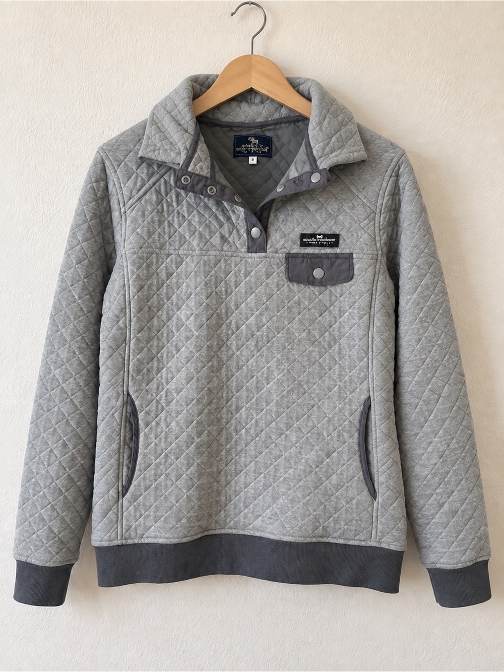 Simply Southern Quilted Zip-Up Pullover in Light Gray with Dark Gray Trim